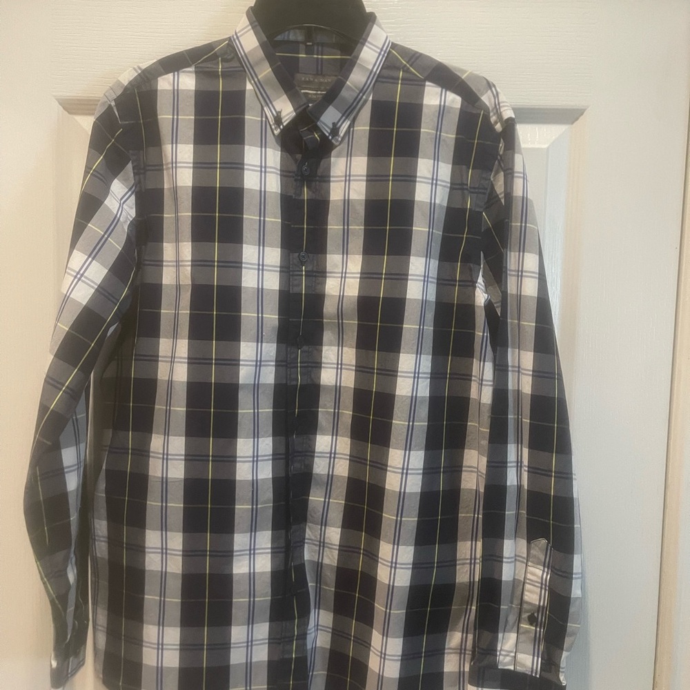 Zara Blue and White Checkered Button-Down Shirt